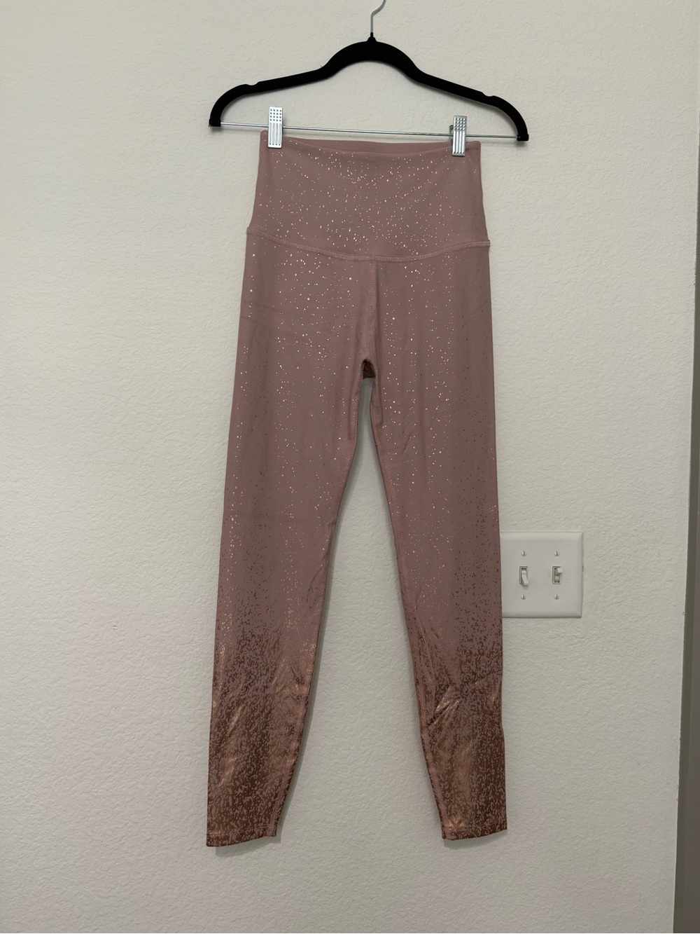 Beyond Yoga Alloy Ombré leggings
Brazen Blush / Gold